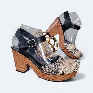 Pierre Dumas Snake Pribt Black and Tan Women's Heels Clogs Size 7.5
